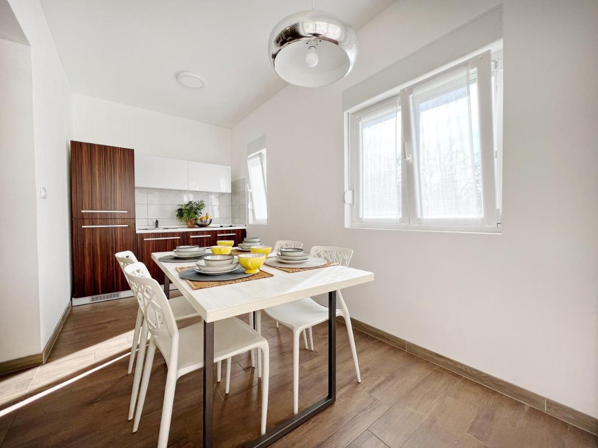 Apartments Teodora Maria Novigrad Istria Eksteriør bilde