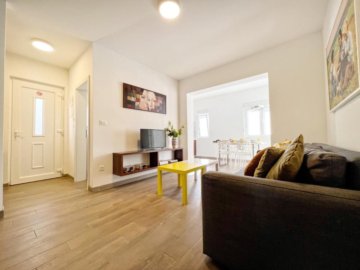 Apartments Teodora Maria Novigrad Istria Eksteriør bilde