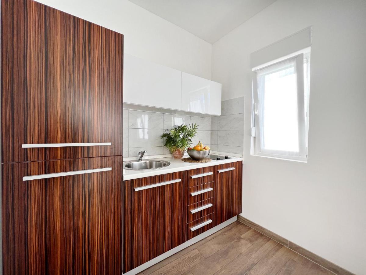 Apartments Teodora Maria Novigrad Istria Eksteriør bilde