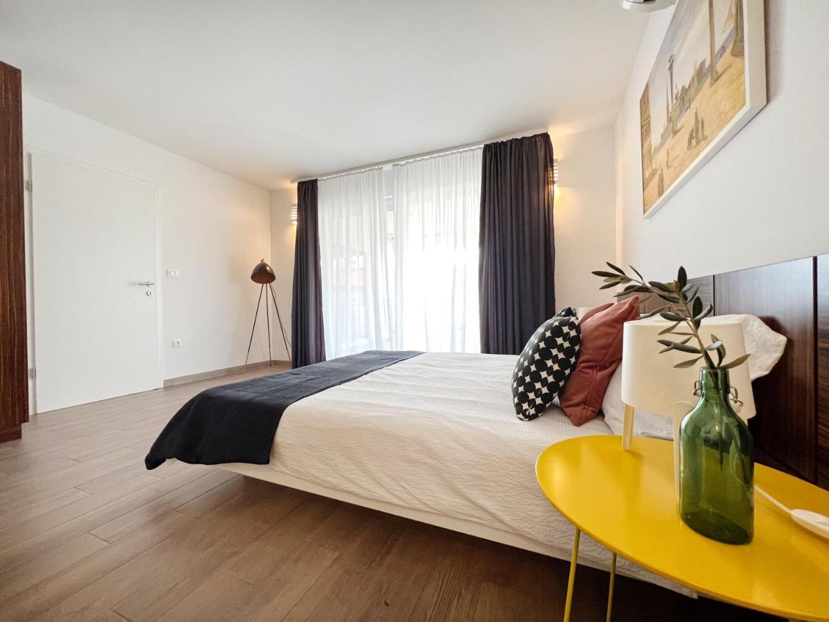 Apartments Teodora Maria Novigrad Istria Eksteriør bilde