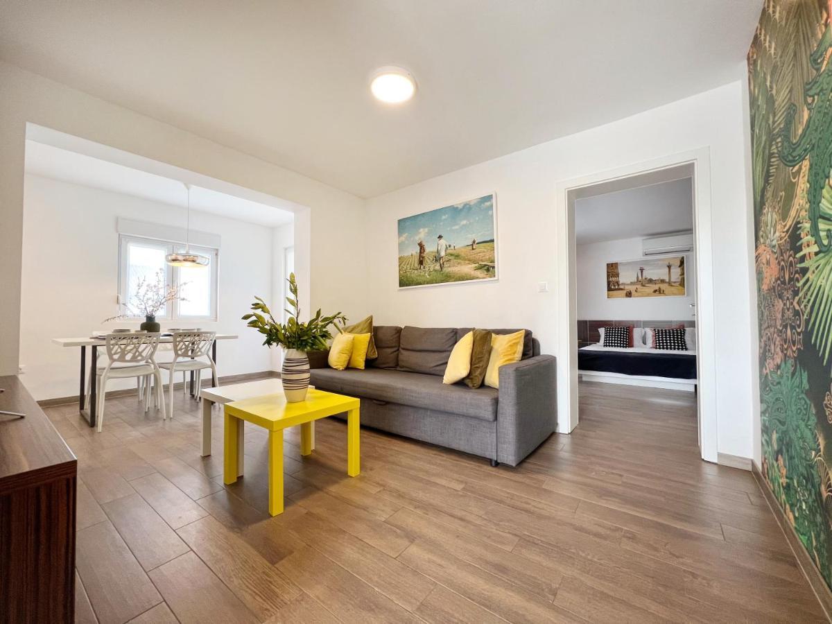 Apartments Teodora Maria Novigrad Istria Eksteriør bilde